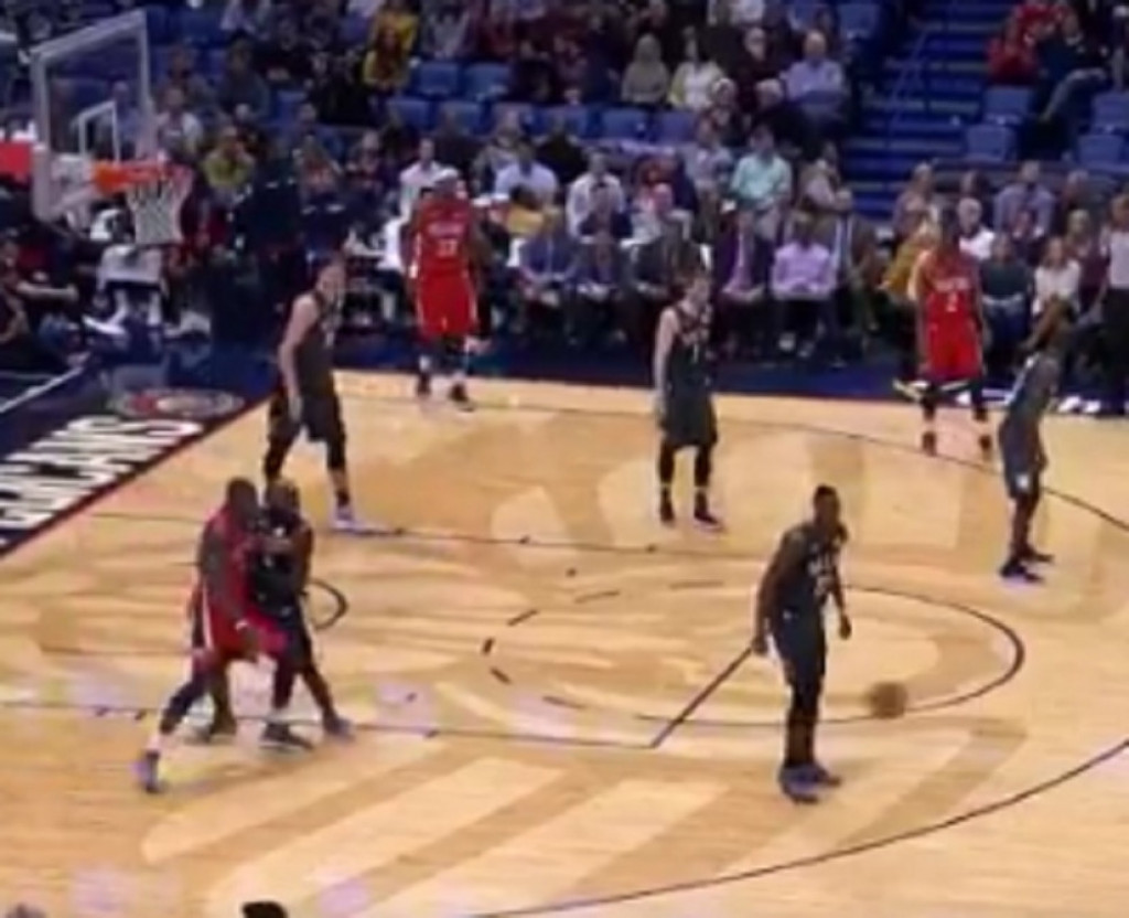 Rondo zabeležio 30 asistencija