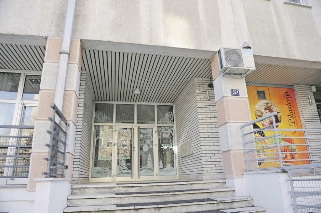 Zgrada u kojoj se dogodilo porodično nasilje