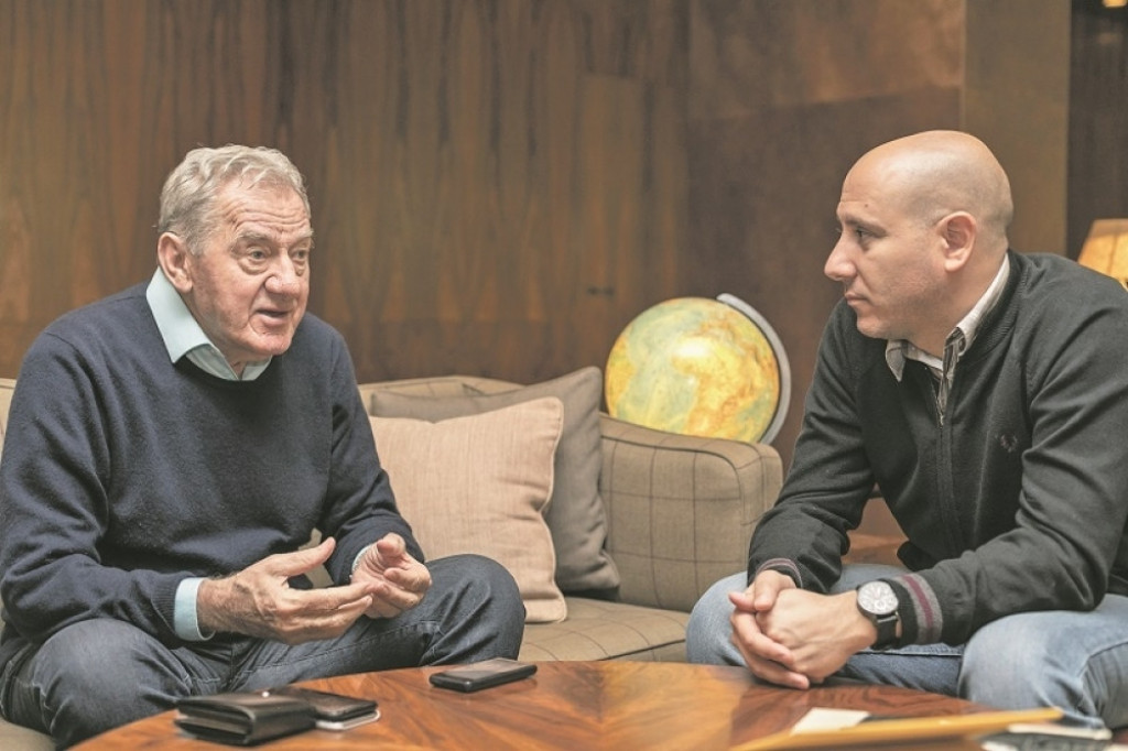 Milan Mandarić, Konstantin Radulović