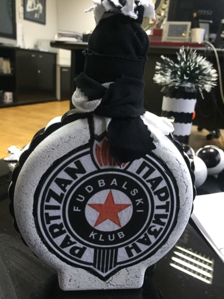 FK Partizan ukrasi
