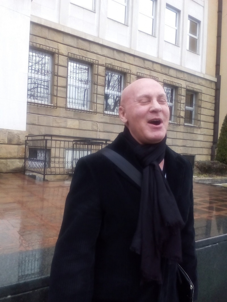 Izašao raspoložen sa suđenja Ratko Romić