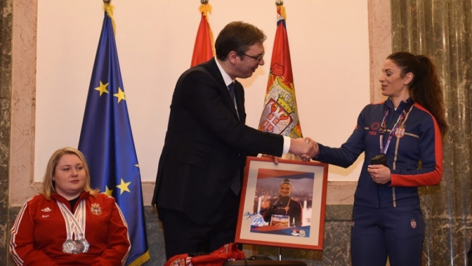 Vučić sa Ivanom Španović