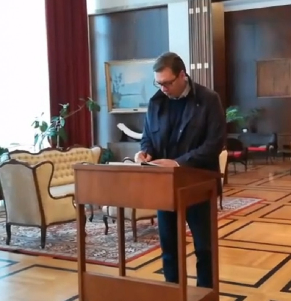 Aleksandar Vučić u ruskoj ambasadi