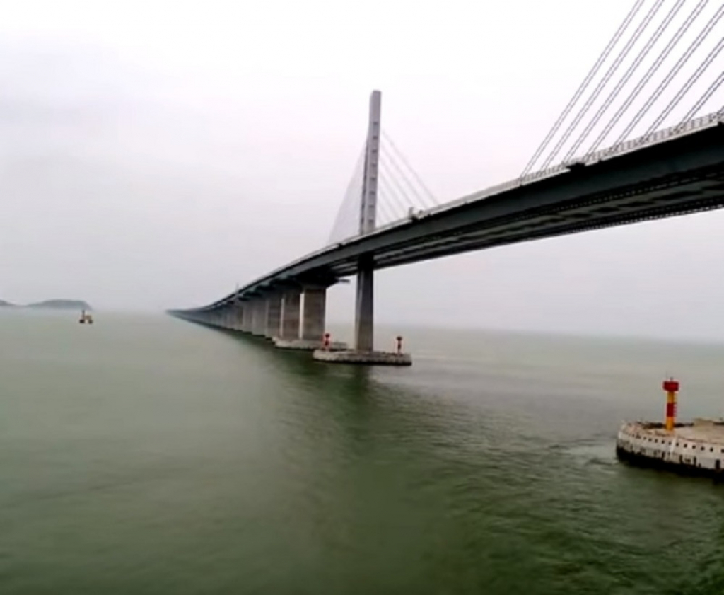Most koji spaja Hongkong, Makao i kontinentalnu Kinu