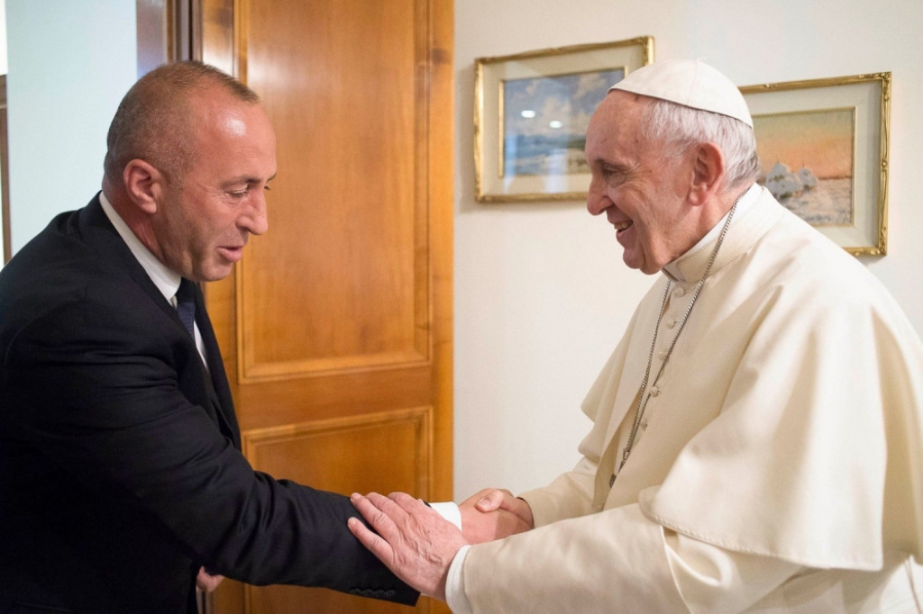 Haradinaj i papa Franja