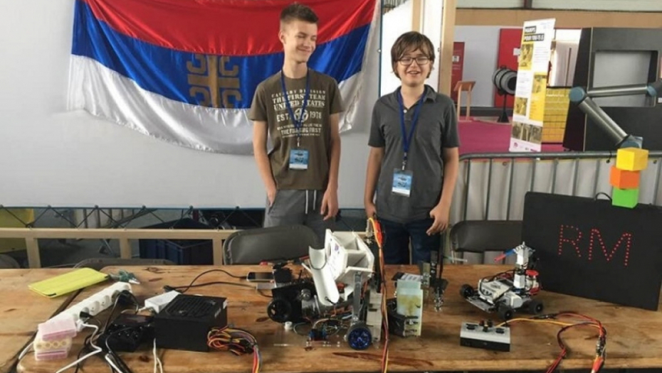 Nagrada za srpske osnovce na evropskom takmičenju u robotici