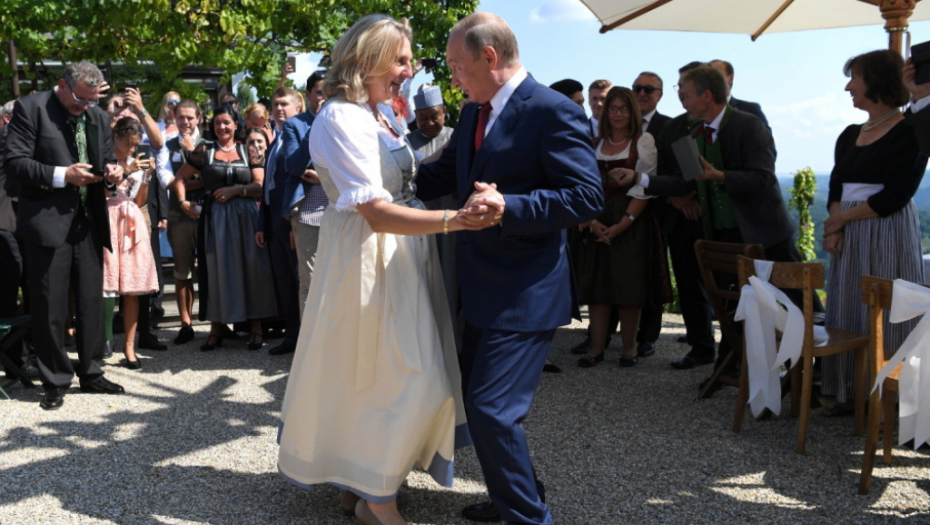 Vladimir Putin na svadbi u Austriji