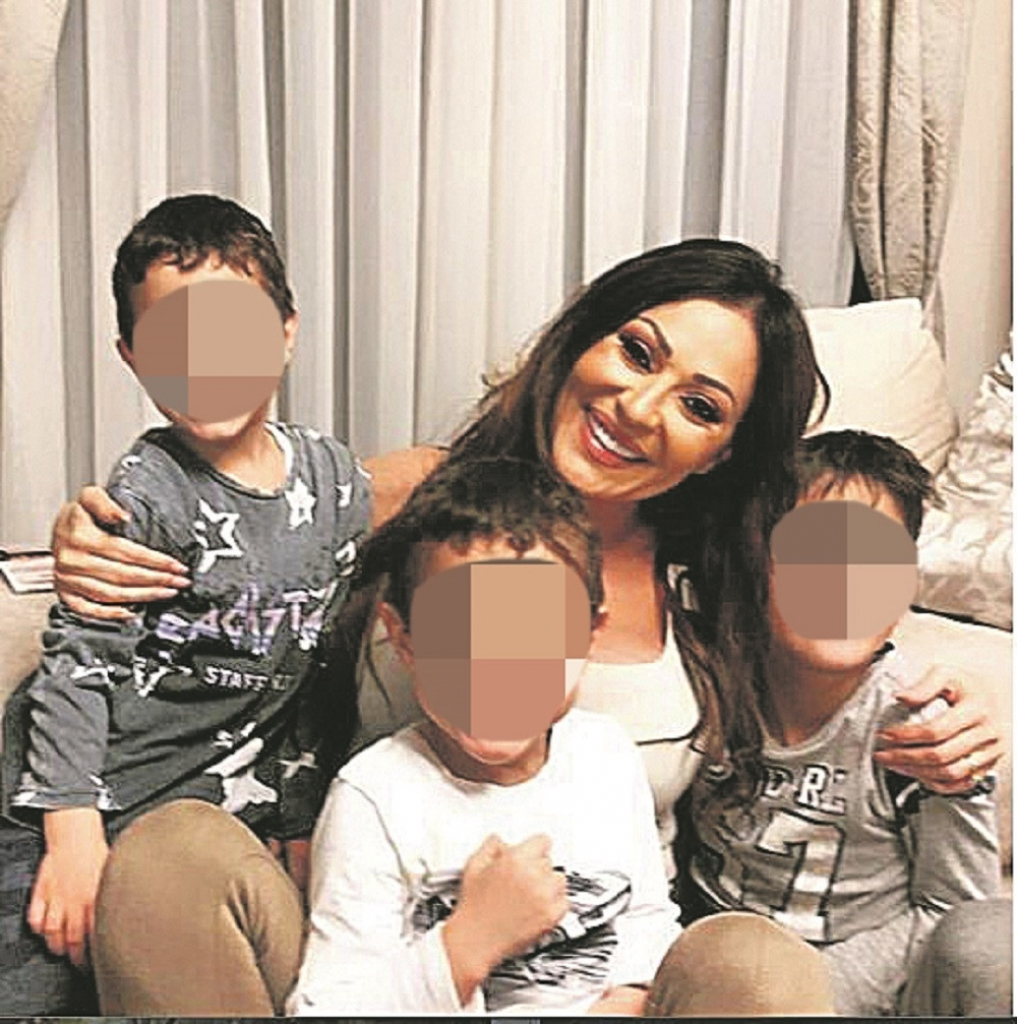 Ceca Ražnatović sa sestrićima