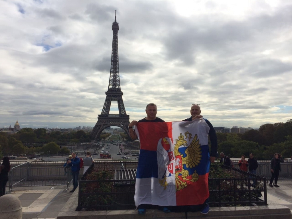 Delije osvajaju Pariz