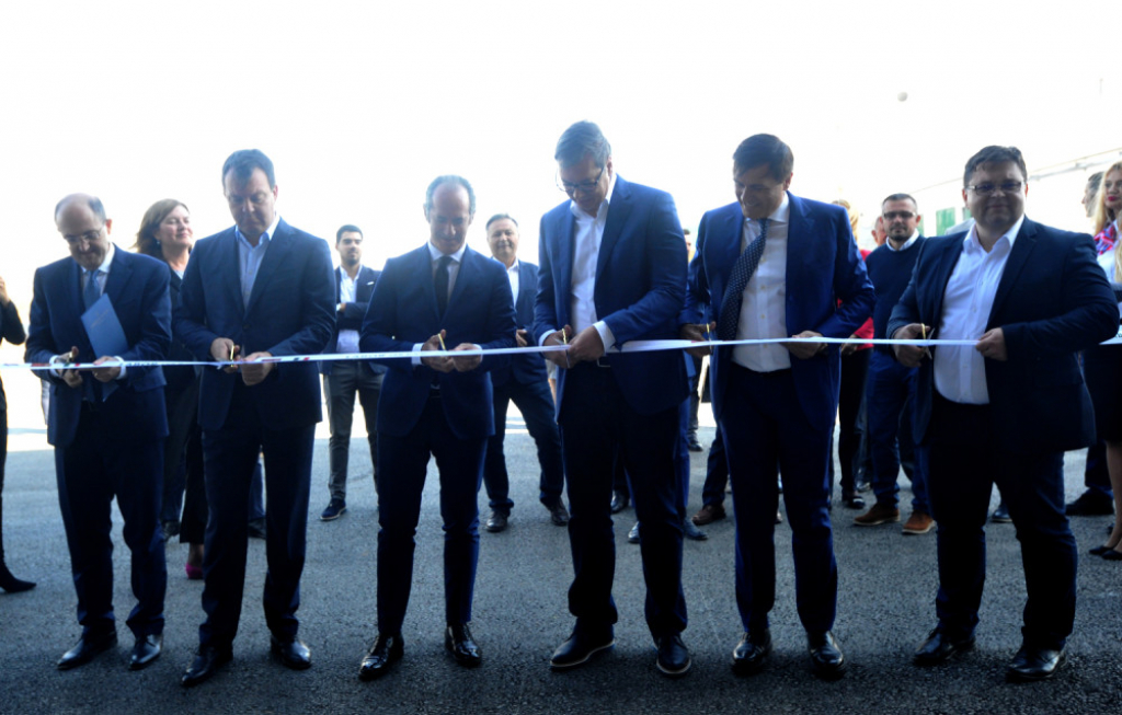 Vučić na otvaranju fabrike u Sremskoj Mitrovici