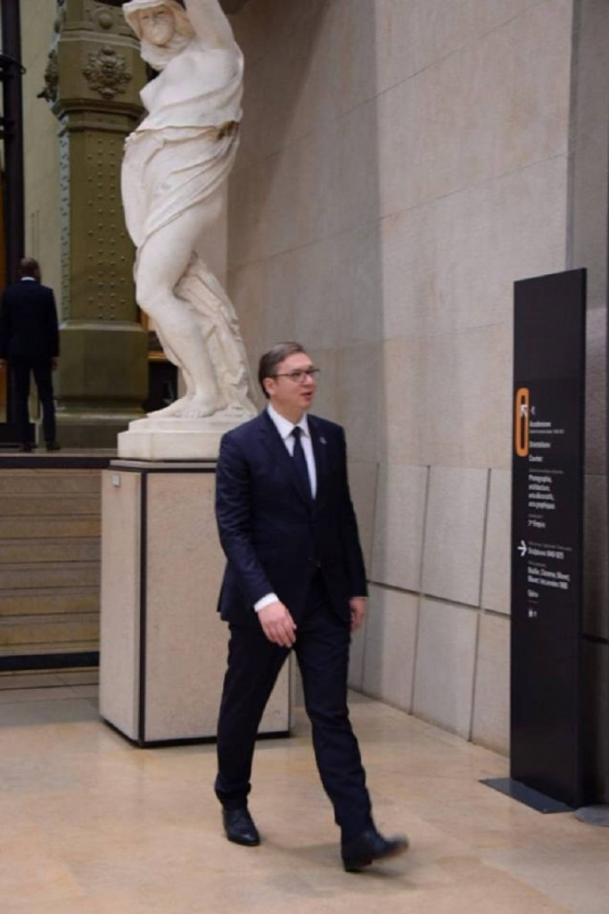 Aleksandar Vučić u Parizu