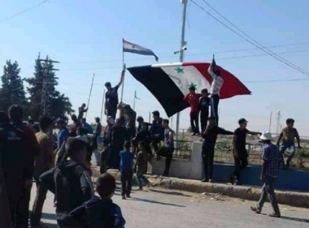 Sirijske zastave na severu zemlje