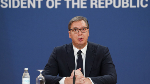 Predsednik Vučić primio u oproštajnu posetu ambasadora Narodne Demokratske Republike Alžir