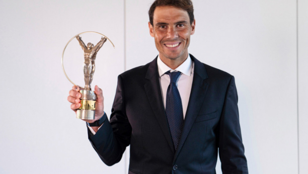 ĐOKOVIĆ NI MEĐU NOMINOVANIMA Nadalu važna svetska nagrada, Novaka nije ni pomenuo, ali jeste Federera
