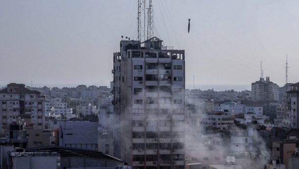 RAT IZRAELA I PALESTINE Nastavljeni vazdušni udari na Gazu, Hamas odgovorio raketama