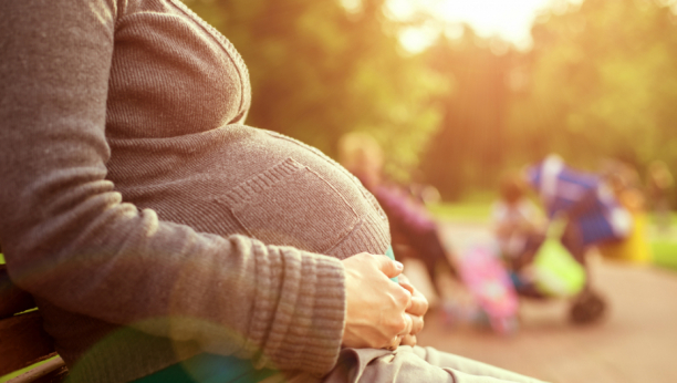 Zna se kolika će biti naknada za porodilje: Usvojene izmene Zakona stupaju na snagu