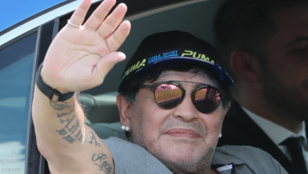ISPLIVALI ŠOKANTNI SNIMCI!? Maradona sek*ualno iskorišćavao maloletnicu? (VIDEO+FOTO)