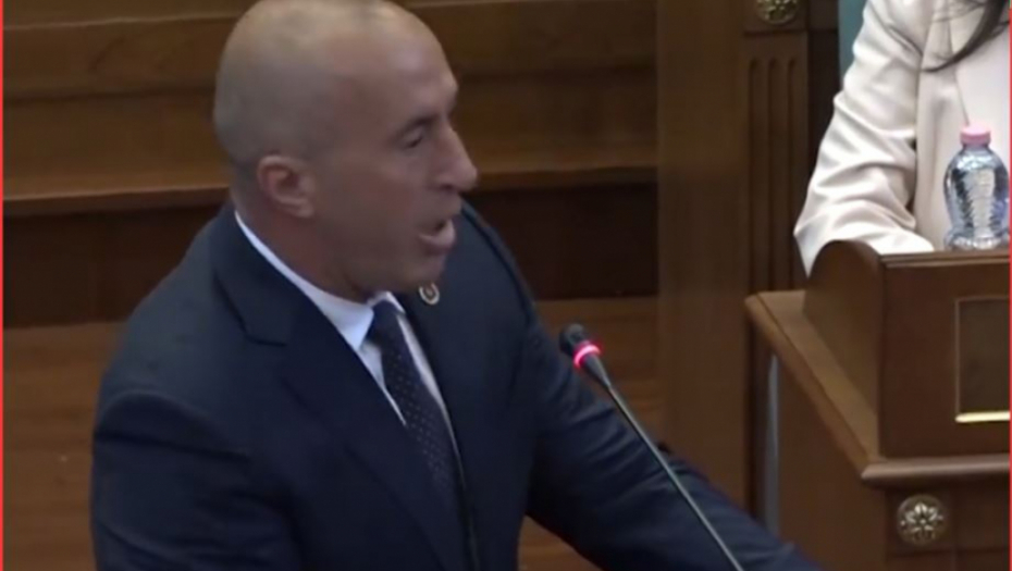 "UMRO JE ALI!" Albanci tuguju, Haradinaj u suzama
