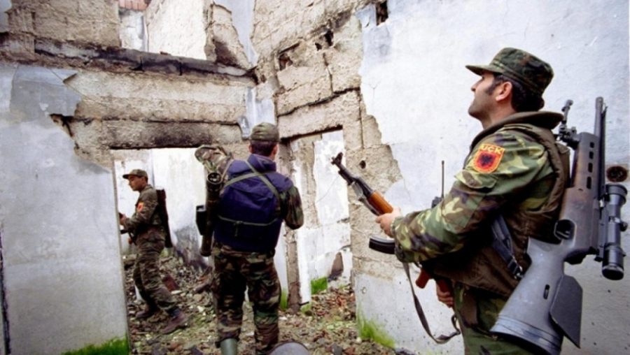 STRANE SLUŽBE FORMIRALE OVK Sada ih naoružavaju i spremaju za napad na sever Kosova!