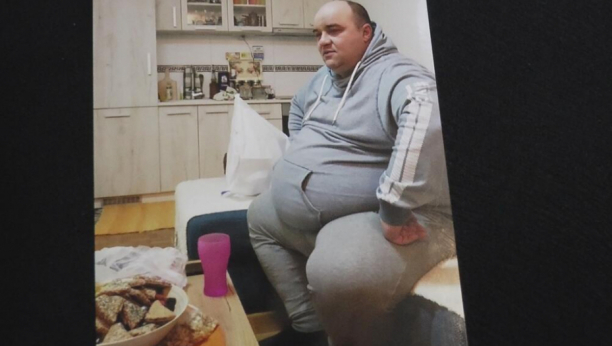 ZA RUČAK PO DVA HLEBA I KILO ĆEVAPA! Vladimir je imao 208 kilograma, a onda je operisao želudac, evo kako sada izgleda! (FOTO)