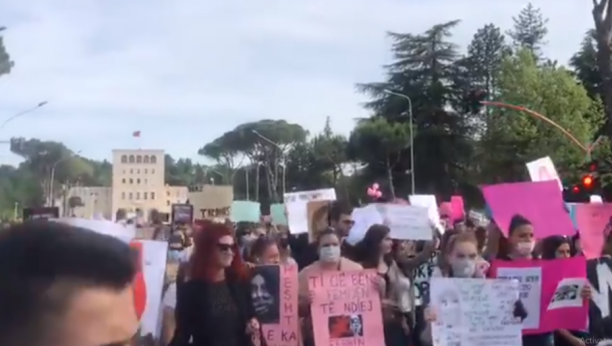 NEMIRI U ALBANIJI: Građani na nogama zbog grupnog silovanja maloletnice (VIDEO)