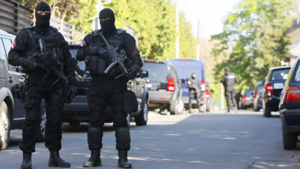 POČELA HAPŠENJA ŠIROM SRBIJE Policija zatekla teško naoružanje, užas na više lokacija
