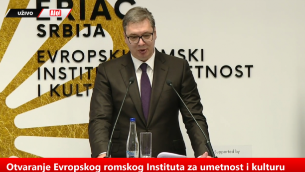 Vučić: Zaposlićemo 100 Roma u javnoj administraciji