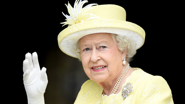 ZABRINJAVAJUĆA SITUACIJA: Stiglo obaveštenje iz Bakingemske palate, kraljica Elizabeta ide na "odmor"