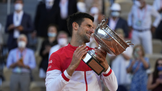 ONI SU MI BILI NAJVEĆA INSPIRACIJA! Novak nije krio sreću posle trijumfa, a njima se posebno zahvalio!