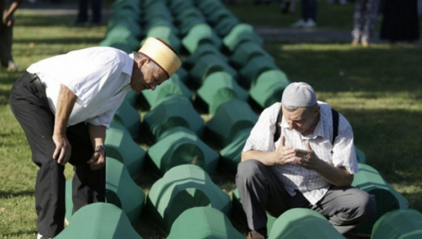 KRUNSKI DOKAZ DA NIJE BILO GENOCIDA U SREBRENICI Nemci će odlikovati Gideona Grajfa!