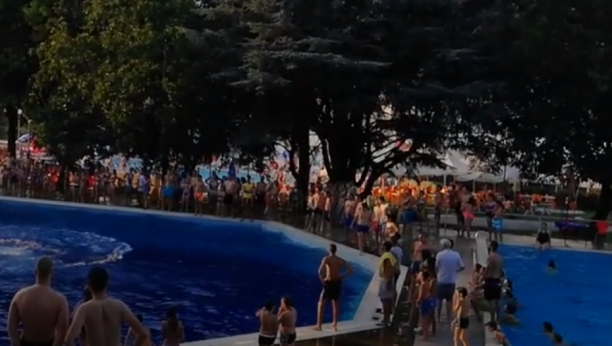UŽASNA NESREĆA U NOVOM PAZARU Mladić propao kroz betonsku ploču pored bazena!
