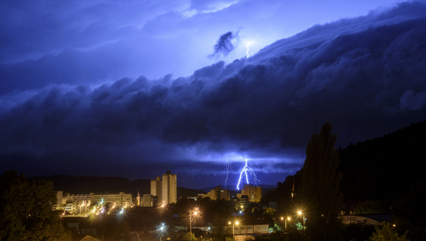 Meteorolog RHMZ-a Nedeljko Todorović odgovorio: Da li će našu zemlju pogoditi tornado?