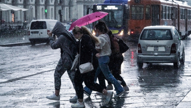 "OD DANAS POČINJE PERIOD VELIKIH PADAVINA" Meteorolog Čubrilo najavio rekordne kiše!