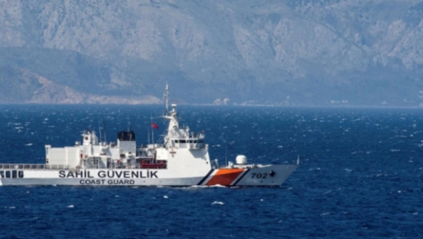 Turski brod ispalio hice upozorenja na kiparsku obalsku stražu!