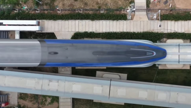 RAKETA KOJA GMIŽE PO ŠINAMA! Kina predstavila najbrži voz na svetu! (VIDEO)
