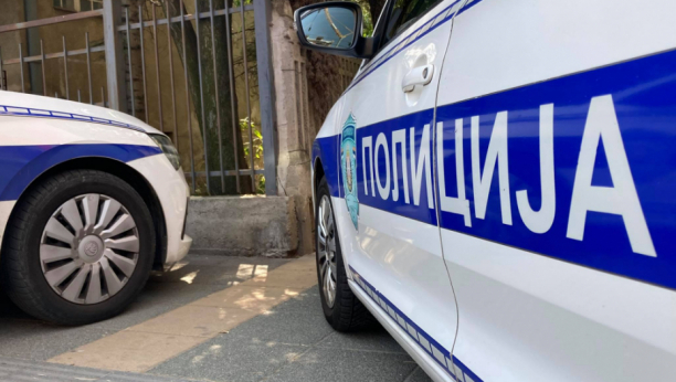 "BMW" SLETEO SA PUTA Četvoro bugarskih državljana povređeno u udesu kod Aleksinca!