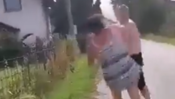 UŽASNE SCENE KOD GRAČANICE Čovek metalnom šipkom pretukao ženu, motiv potpuno bizaran (UZNEMIRUJUĆI VIDEO)