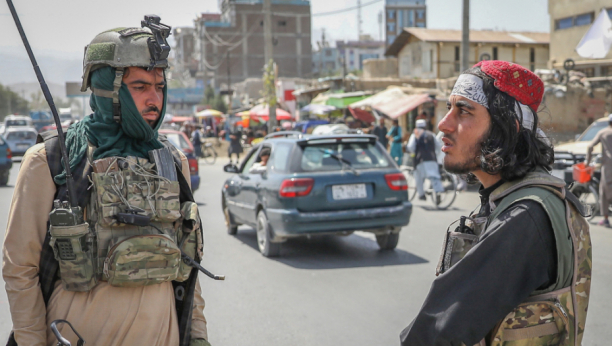 TALIBANI PROVOCIRAJU SAD: U američkim uniformama lupili šamar velikoj sili! Stigla karma na zapad? (VIDEO)