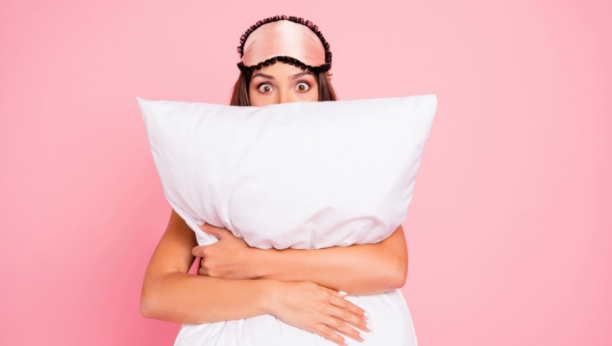 Brza provera: Evo kako da saznate da li je vreme da promenite jastuk