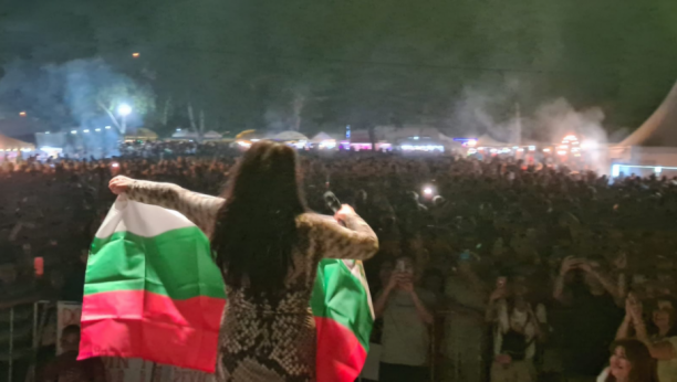 PAO JOŠ JEDAN REKORD! Dragana napravila spektakl u Bugarskoj, a gest njihove najveće zvezde je dirnuo! (FOTO/VIDEO)