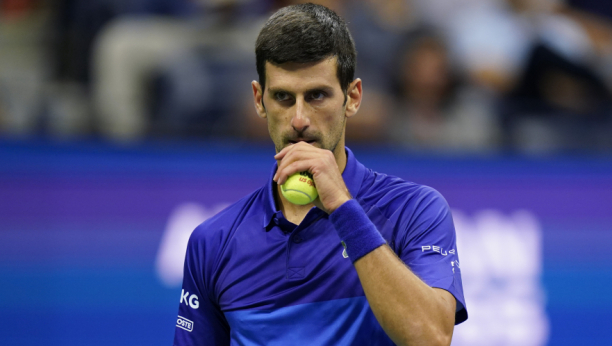 PREMOĆNO! Federer može samo da se nervira: Novak srušio još jedan Rodžerov veliki rekord!