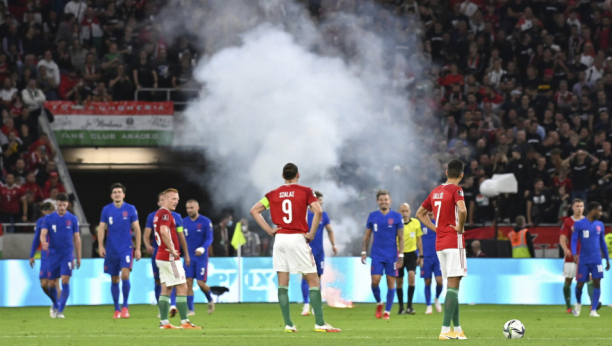 FIFA PRELOMILA! Mađari kažnjeni sa dve utakmice igranja bez publike!