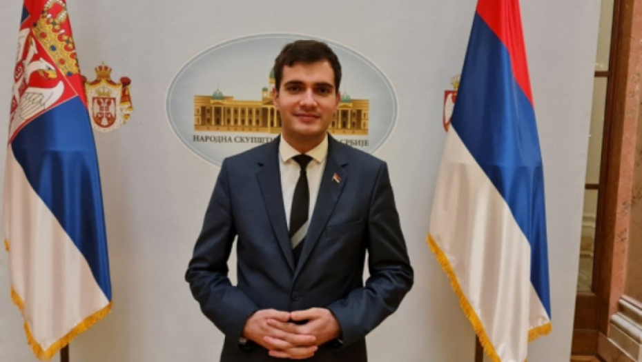 TOMIĆ PORUČIO Dok je Aleksandar Vučić na čelu Srbije, narod neće imati razloga za strah