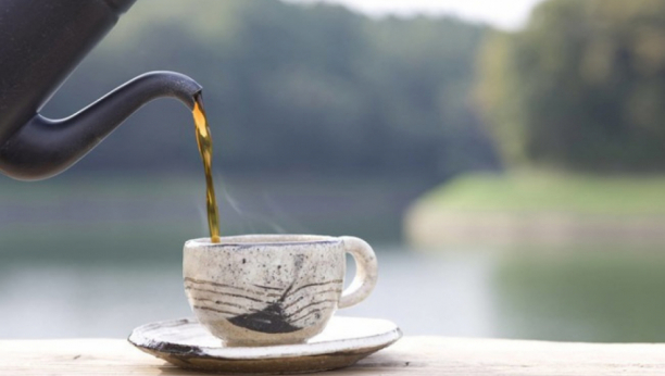 Blagotvorna svojstva korena žutih cvetića su poznata od davnina: Čaj od maslačka je lek i za jetru