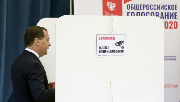 Medvedev glasao putem Interneta!