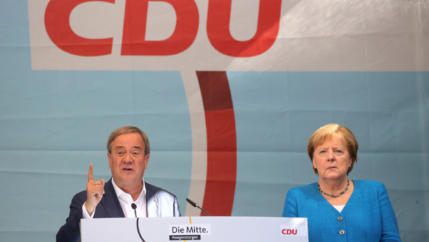 DANAS NEMAČKA GLASA Za novi saziv Bundestaga i za budućeg kancelara glasaće se po principu, jedan birač, dva glasa