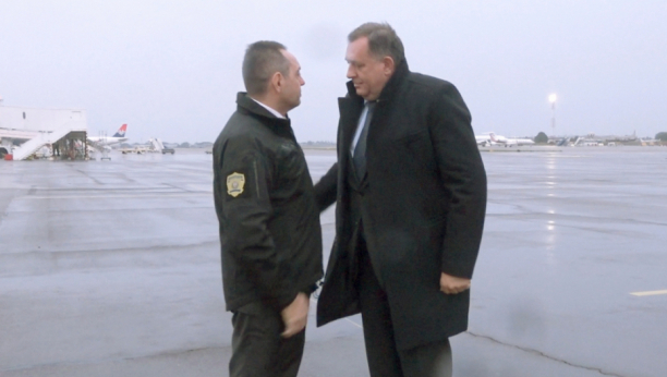 Ministar Vulin dočekao Milorada Dodika na aerodromu "Nikola Tesla"!