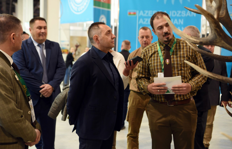 Ministar Vulin na međunarodnoj izložbi trofeja i prirode u Budimpešti