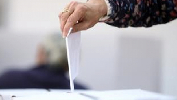 SUTRA U 10 ČASOVA Počinje štampanje glasačkih listića