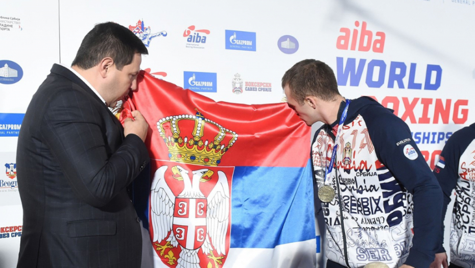 Mirončikov doneo medalju Srbiji, pa jednim potezom oduševio celu naciju (FOTO, VIDEO)